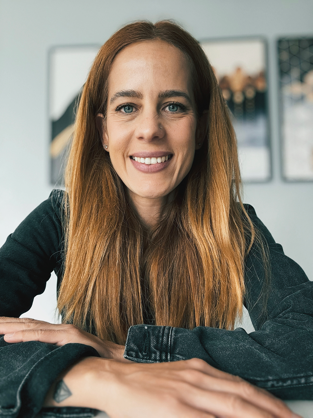 Mali Hirsch - Professional photo